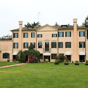 VILLA LA FENICE Locazione Turistica